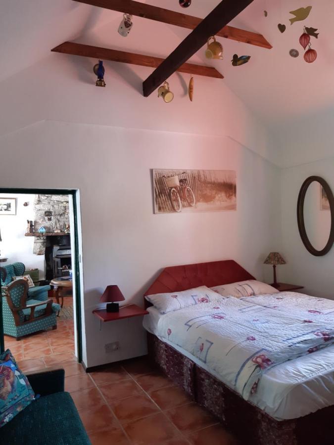 Back2Roots - Beautifully Restored Cottage, Doochary Bagian luar foto